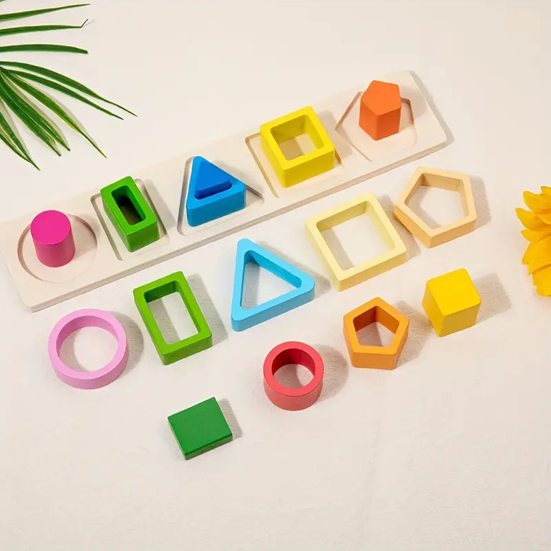 Lodra Montessori me forma gjeometrike me ngjyra